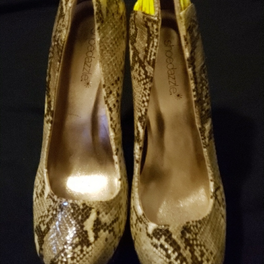 Sexy snake skin heels